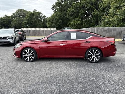 2020 Nissan Altima Platinum FWD