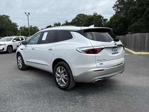 2022 Buick Enclave FWD Premium