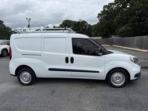 Bright White 2022 RAM ProMaster City Tradesman