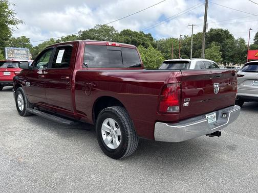 Delmonico Red Pearlcoat 2019 RAM 1500 SLT