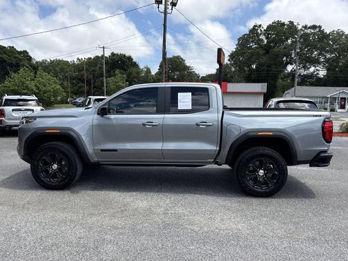 Sterling Metallic 2024 GMC Canyon Elevation