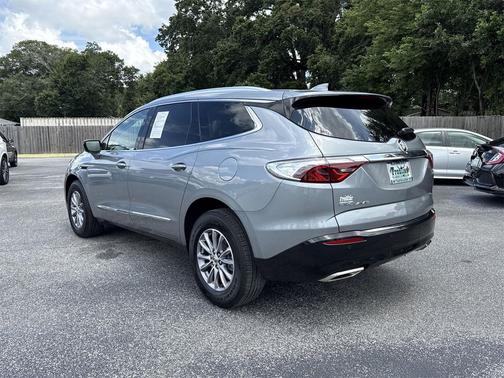 2023 Buick Enclave Essence FWD