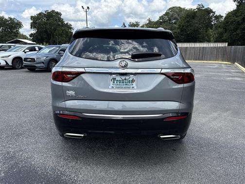 2023 Buick Enclave Essence FWD