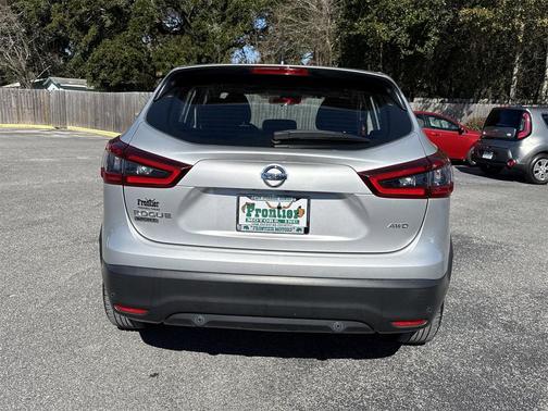 2022 Nissan Rogue Sport S