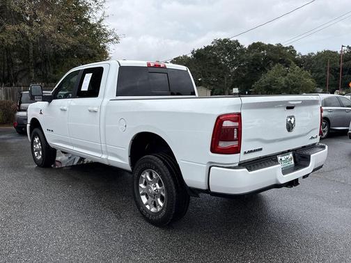 2024 RAM 2500 Laramie Crew Cab 4x4 6'4' Box