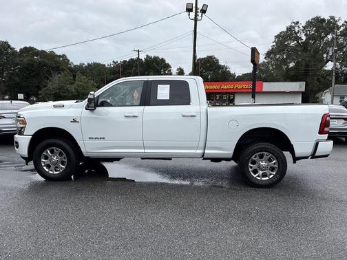 2024 RAM 2500 Laramie Crew Cab 4x4 6'4' Box