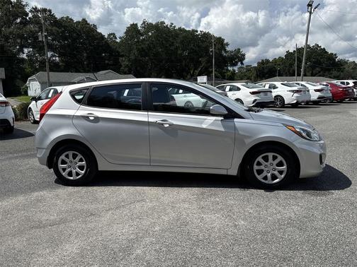 2013 Hyundai Accent GS