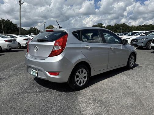 2013 Hyundai Accent GS