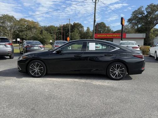 2022 Lexus ES 350 Base