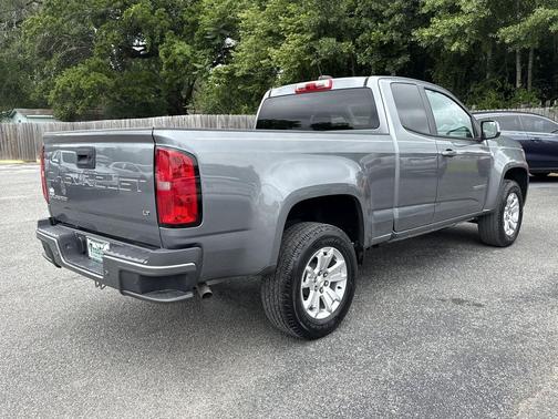 Satin Steel Metallic 2022 Chevrolet Colorado LT