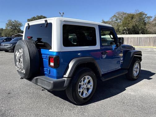 2021 Jeep Wrangler Islander 4X4