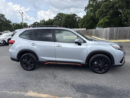 Ice Silver Metallic 2023 Subaru Forester Sport