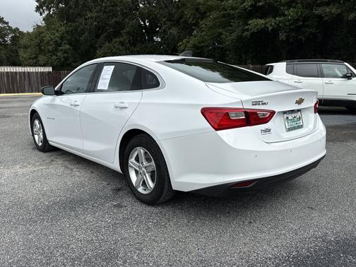 Summit White 2023 Chevrolet Malibu LS