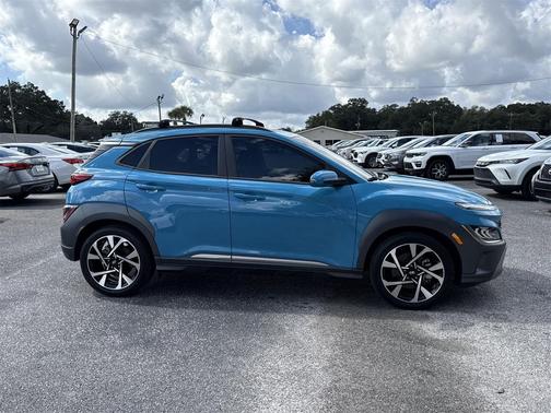 2022 Hyundai KONA Limited