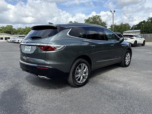 2023 Buick Enclave Essence FWD