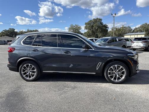 2022 BMW X5 sDrive40i