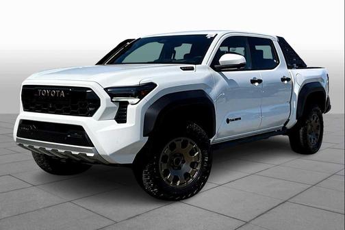 2024 Toyota Tacoma Hybrid Trailhunter