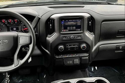 2022 Chevrolet Silverado 1500 Custom Trail Boss