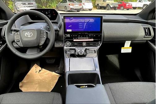 2025 Toyota bZ4X XLE