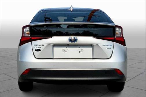 2021 Toyota Prius XLE