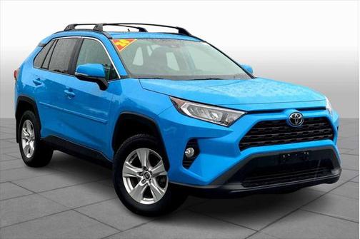 2020 Toyota RAV4 XLE