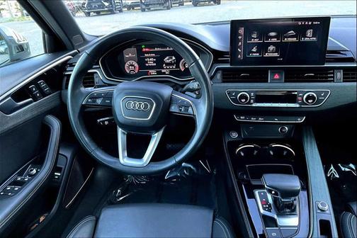 2023 Audi A4 45 S line Premium Plus