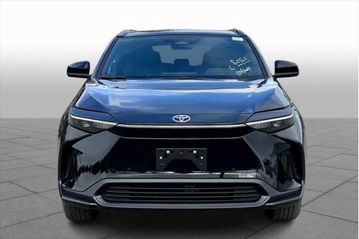 2025 Toyota bZ4X XLE