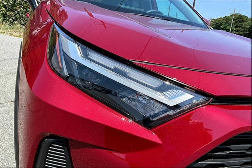 Ruby Flare Pearl 2025 Toyota RAV4 LE