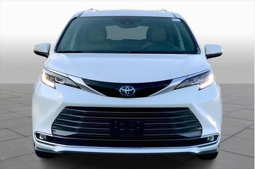 2021 Toyota Sienna Limited 7-Passenger