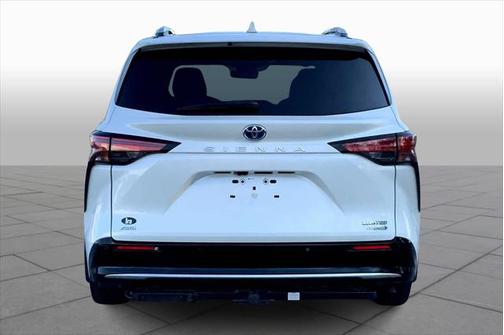 2021 Toyota Sienna Limited 7-Passenger