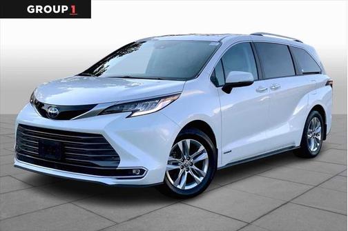 2021 Toyota Sienna Limited 7-Passenger