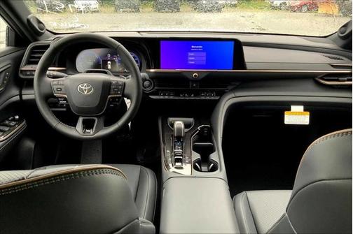 2025 Toyota Crown Signia Limited