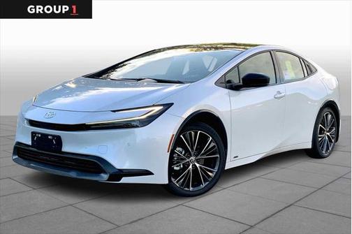2025 Toyota Prius XLE