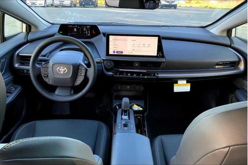 2025 Toyota Prius XLE