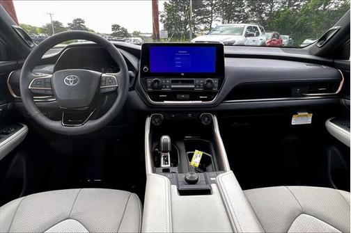 2025 Toyota Grand Highlander Hybrid Limited MAX