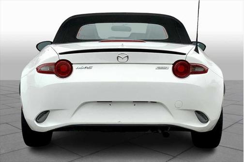 2017 Mazda MX-5 Miata Club
