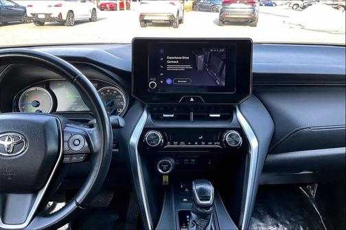 2023 Toyota Venza LE