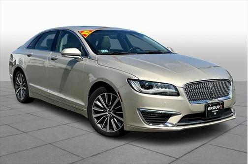 2017 Lincoln MKZ Base