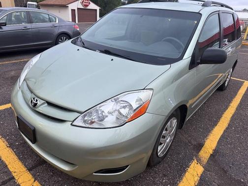 Silver Pine Mica 2007 Toyota Sienna LE