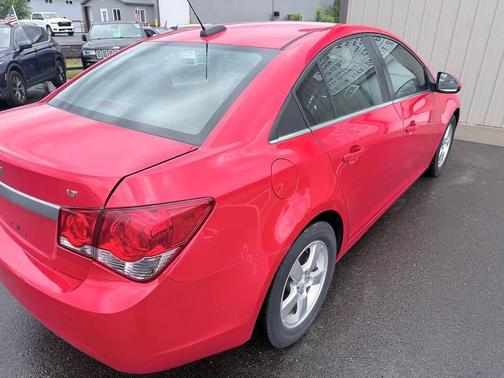 Red Hot 2015 Chevrolet Cruze 1LT