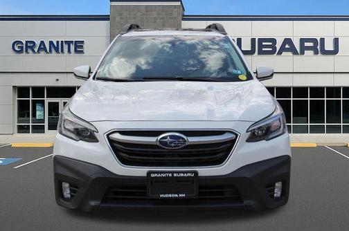 Crystal White Pearl 2022 Subaru Outback Premium