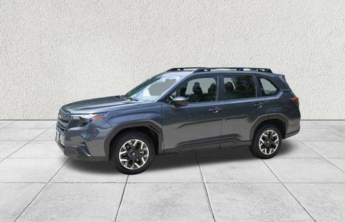 2025 Subaru Forester Base