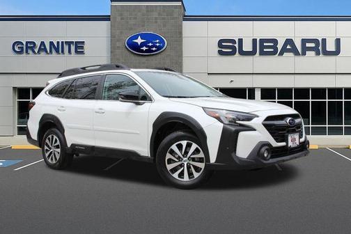 Crystal White Pearl 2025 Subaru Outback Premium