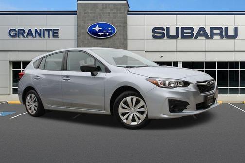 Ice Silver Metallic 2019 Subaru Impreza 2.0i