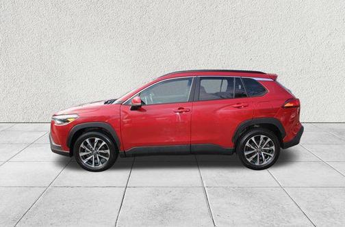 2023 Toyota Corolla Cross XLE