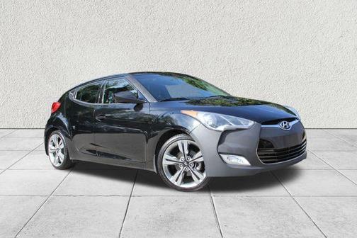 2013 Hyundai Veloster Base