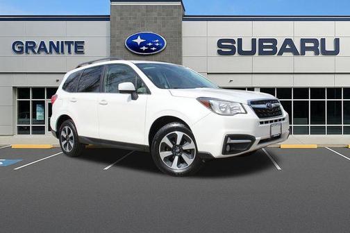 Crystal White Pearl 2017 Subaru Forester 2.5i Limited