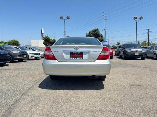 2004 Toyota Camry LE