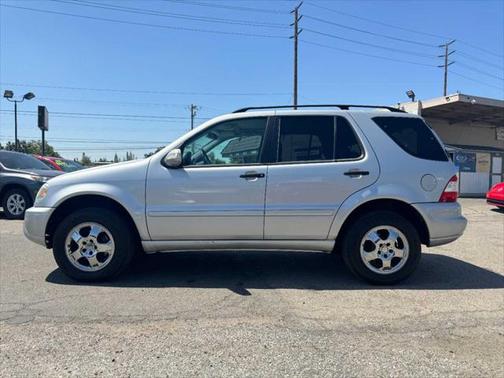 2004 Mercedes-Benz M-Class 4MATIC