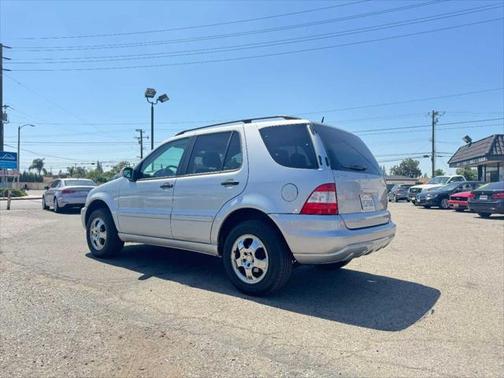 2004 Mercedes-Benz M-Class 4MATIC